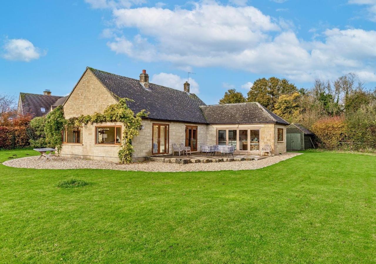 Charming 3Bd Cotswolds Family Retreat Villa Bourton-on-the-Water ภายนอก รูปภาพ