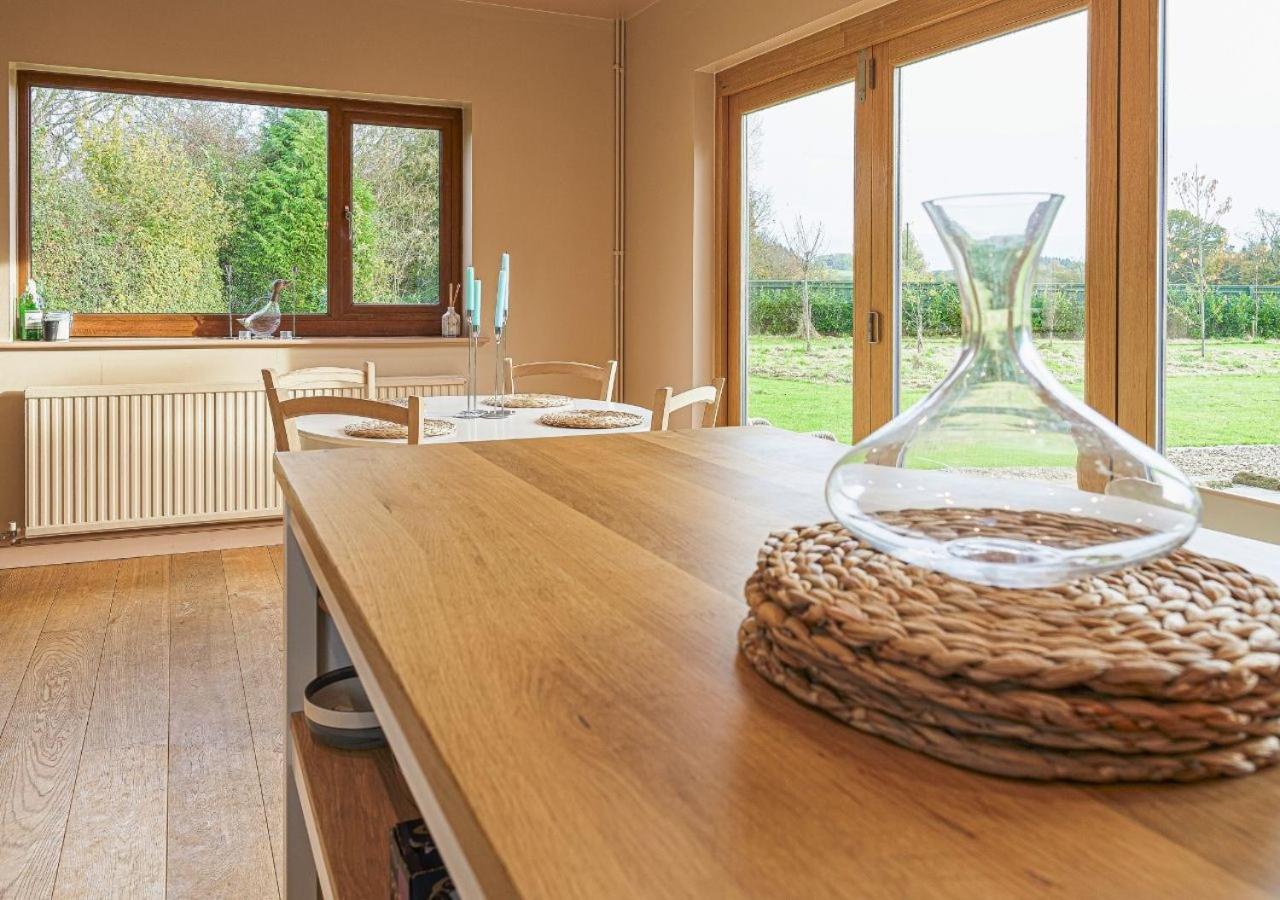 Charming 3Bd Cotswolds Family Retreat Villa Bourton-on-the-Water ภายนอก รูปภาพ