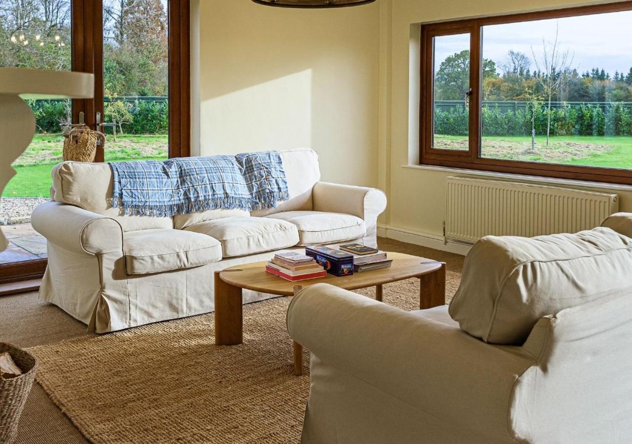 Charming 3Bd Cotswolds Family Retreat Villa Bourton-on-the-Water ภายนอก รูปภาพ