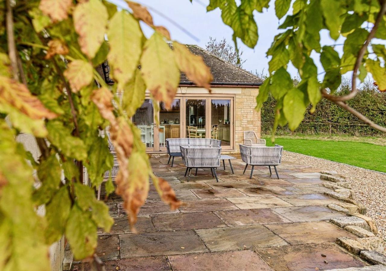 Charming 3Bd Cotswolds Family Retreat Villa Bourton-on-the-Water ภายนอก รูปภาพ
