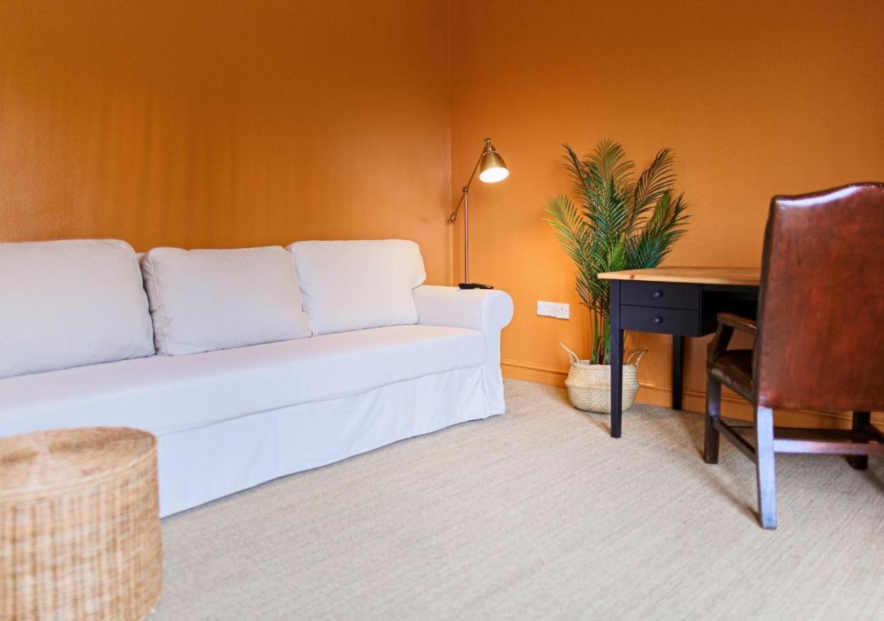 Charming 3Bd Cotswolds Family Retreat Villa Bourton-on-the-Water ภายนอก รูปภาพ