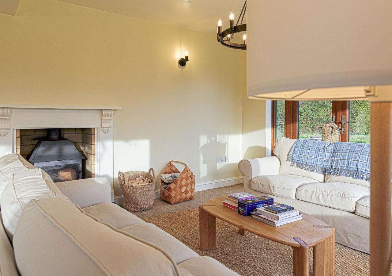 Charming 3Bd Cotswolds Family Retreat Villa Bourton-on-the-Water ภายนอก รูปภาพ