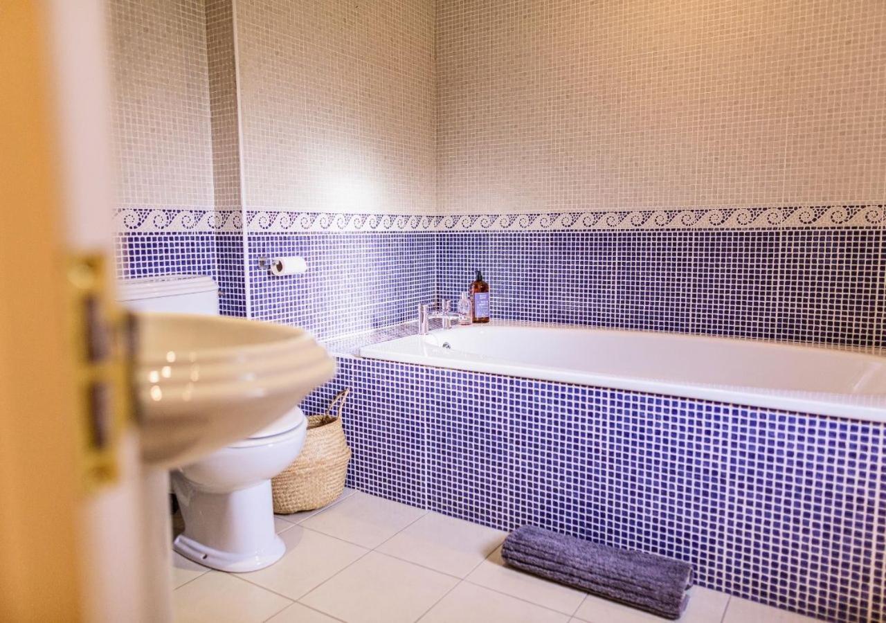 Charming 3Bd Cotswolds Family Retreat Villa Bourton-on-the-Water ภายนอก รูปภาพ